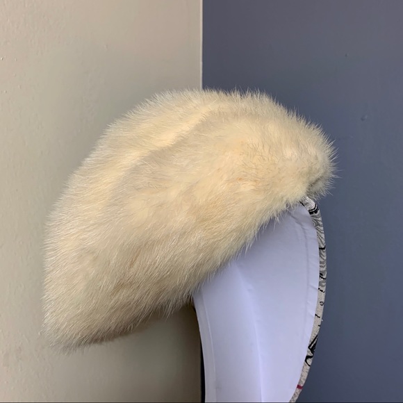 Bullocks Wilshire Off White Mink Fur Hat - Picture 4 of 7